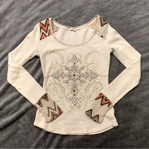 Miss Me Women’s Size Small EUC long sleeve cream shirt